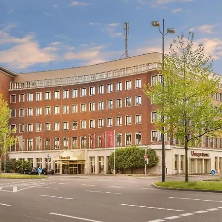 Unique Majestic Hotell 4*