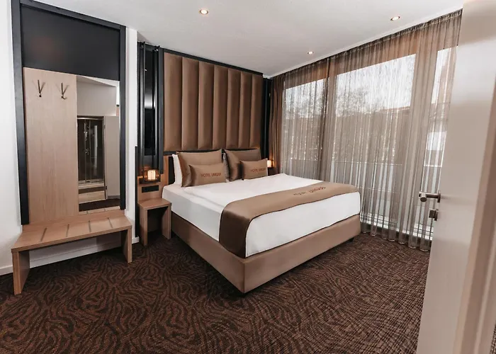 Ξενοδοχείο Unique Majestic 4*